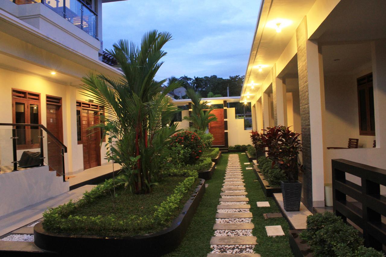 Sunrise Resort Batukaras Exteriér fotografie